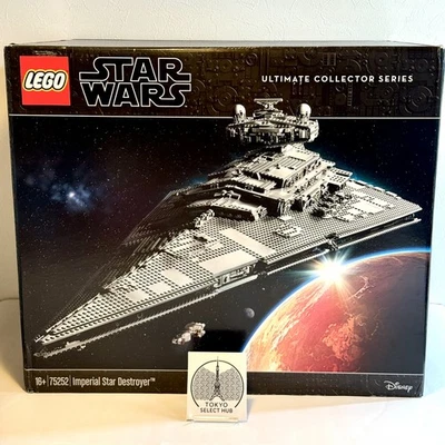 LEGO Star Wars 75252 Imperial Star Destroyer UCS Ultimate Collector Series Set - Image 1 of 4