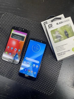 Lot Of 2 Motorola Moto Play G6/ E4 Unknown Carrier/ATT - 16GB - DE6 - Image 1 of 4