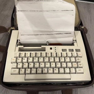 Terminale dati/seriale Texas Instruments Silent 700 modello 703 con custodia/extr *leggi* - Foto 1 di 16