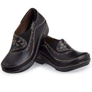 Women's Closed-Back Hand-Painted Leather Clogs