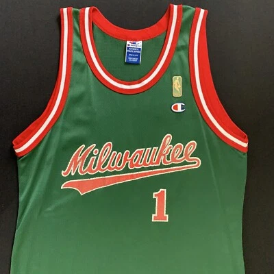 Champion Oscar Robertson Milwaukee Bucks #1 Green Throwback Jersey Gold Logo 40 - Image 1 of 4