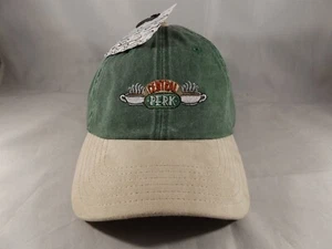 Central Perk Friends Serie de TV Bioworld Verde Bronceado Correa Sombrero Gorra Nuevo con Etiquetas - Imagen 1 de 14