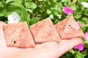 [1] Charged 2" (50mm) Himalayan Sunstone Pyramid Crystal Healing Energy ~95g - Picture 1 of 12