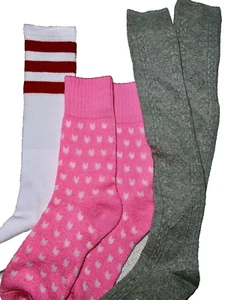 Lote De Colección Nuevo De Lote Calcetines Hasta la Rodilla Años 80’s Escuela Niña Cable Gris Rosa Corazón Rojo Rayas M - Imagen 1 de 12