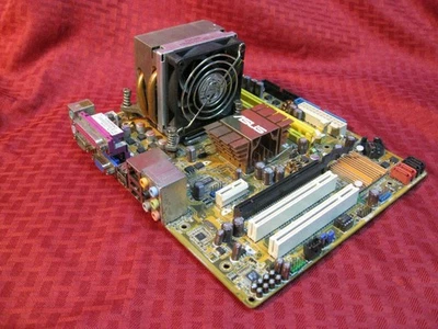 Asus P5KPL-CM Motherboard with CPU and FOXCONN 435063-001 Fan - Image 1 of 4