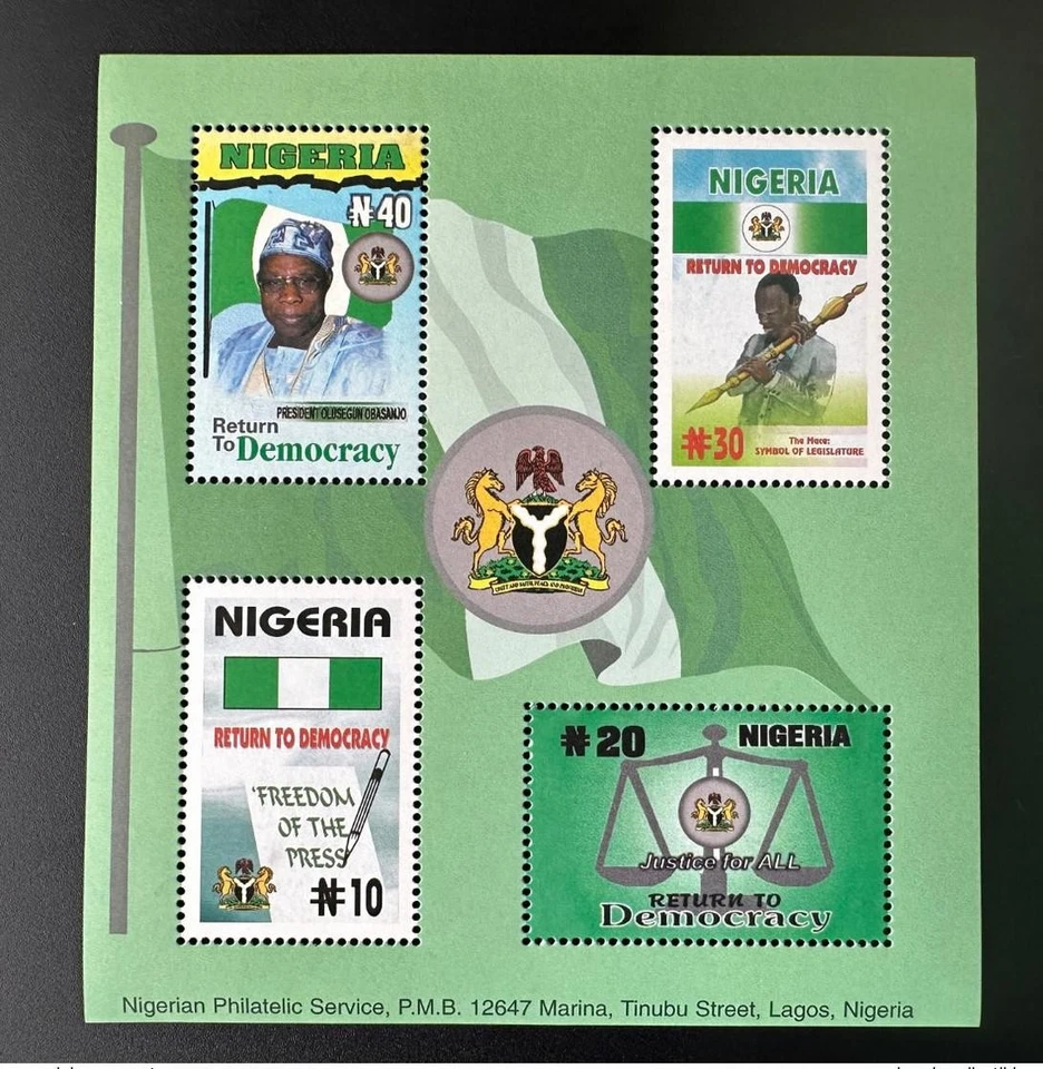 Nigeria 2000 Mi. Bl. 23 Return Democracy Olosegun Obasanjo Justice - Photo 1/1