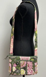 Vera Bradley Umhängetasche im Muster Olivia Pink Retired Pattern von 2013 - Bild 1 von 13