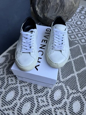 Tênis Masculino Givenchy Urban Street Preto/Branco DN0221 Tamanho 40/7US - Imagem 1 de 4