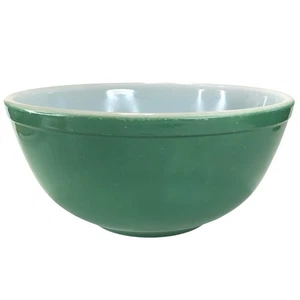 Ciotola di miscelazione vintage Pyrex verde T.M. REG U.S. PAT. OFF. Diametro 8,5" senza numero - Foto 1 di 19