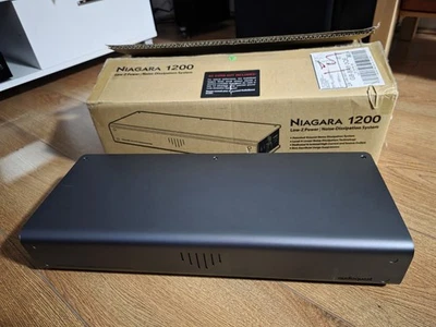 Audioquest Niagara 1200 Mains Power Conditioner - Image 1 of 4