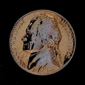 1962-P Golden Iridescent Toned Proof Jefferson Nickel ~ Free Shipping! #4 - Picture 1 of 9