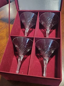 Vintage 4er Set Godinger Shannon Kristall Martini Gläser SWIRL mit Box, UNBENUTZT - Bild 1 von 9