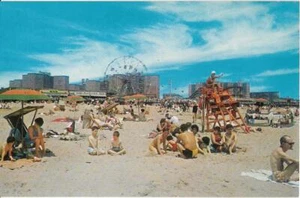 BATHING BEACH & WONDER WHEEL ~ CONEY ISLAND, NY - Imagen 1 de 2