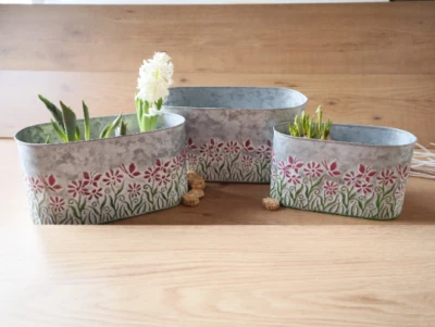 Deko Schale grau mit Blüten 3 Größen Pflanztopf Balkon Garten Wohn Tisch  Deko - Bild 1 von 4