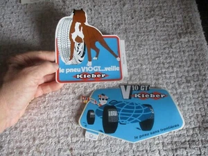 2 Anciens Autocollants Pneus V10 Kleber dont GT et son Célèbre Chien - Picture 1 of 2