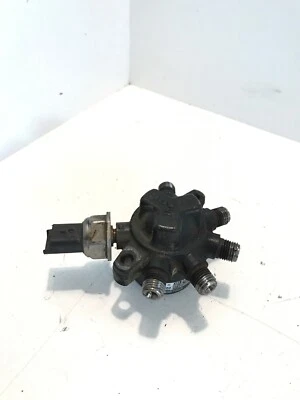 Distribuidor de combustible Renault Mode 8200057345 8200057232 original 1.5 DCI 2004 - Imagen 1 de 4