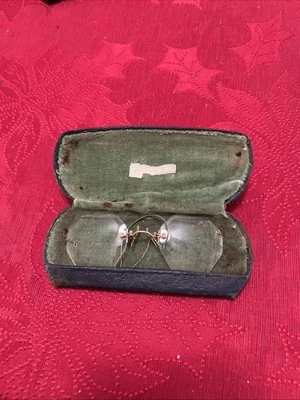 VTG 12K RG Gold Frames Ornate Rimless  Antique Optical Eyeglasses With Case - Image 1 of 4