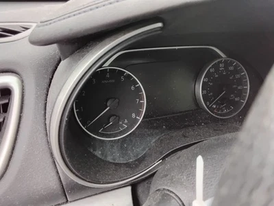 2016 Maxima OE medidor de velocidade cluster 88K milhas Nissan - Imagem 1 de 4