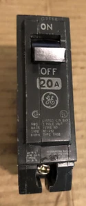 GENERAL ELECTRIC Interruttore GE E-11592 TIPO THQB/RT-692 20 AMP 1 POLO 120/240 VOLT - Foto 1 di 7