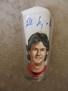 ROBERT LANG DETROIT RED WINGS AUTOGRAPHED CUSTOM PAINTED PORTRAIT 16 OZ GLASS - Picture 1 of 3