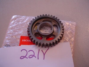 *1EA OEM HONDA 1st GEAR COUNTERSHAFT ALL XR50/70 ALL CRF50/70 (221Y) - Picture 1 of 1