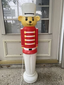 VINTAGE DON FEATHERSTONE UNION PRODUCTS BEAR SOLDIER LIGHTED BLOW MOLD - Picture 1 of 17
