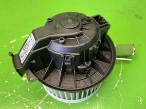 Ventilador soplador motor calentador ford fiesta mk7 08-17 VP8E2H 18456 BA - Imagen 1 de 4