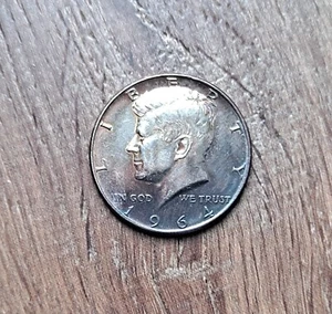 1964 50c Kennedy Half Dollar Beautiful Toning 90% Silver - Picture 1 of 2