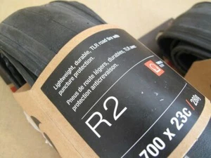 BONTRAGER R2 Road Tires 700 x 23 TLR Tubeless Hard Case Lite 60 tpi New - Picture 1 of 2
