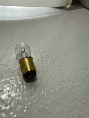 "4-pack" REPLACEMENT BULBS FOR LIGHT BULB / LAMP 6S6DC-30V 6W - Image 1 of 2