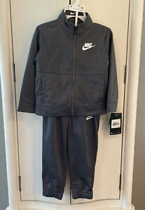 Nike Boy Toddler 2T 24 Months Track Suit Joggers Outfit Set Dark Gray 66E130-G1A