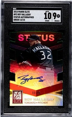 2015 Panini Elite ROY HALLADAY Status Die-cut 12/15 Green SGC 9 MT 10 Auto - Image 1 of 2