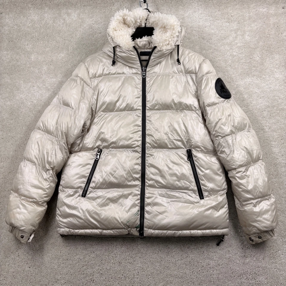 Chaqueta acolchada Pajari para mujer talla grande blanca reversible forrada de lana con capucha Foto 1 de 4