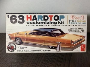 Vintage AMT 1/25 1963 Corvette Stingray 3 in 1 Customizing Kit #6923-149 - Bild 1 von 16