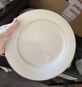 Noritake DAWN set of 4 dinner plates - Picture 1 of 4
