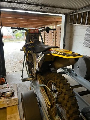 Suzuki RM-Z 450 M0 2020 - Bild 1 von 4