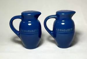 LE CREUSET ~ 2-Pc French Country Blue Stoneware "JUG" SALT & PEPPER SHAKERS - Picture 1 of 5