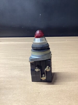 Luz piloto de alta resistencia ámbar General Electric CR2940UX #105L119*CO Foto 1 de 4