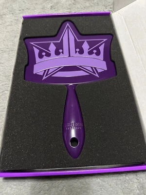 Espejo de mano Jeffree Star Cosmetics corona de lujuria de sangre Foto 1 de 4