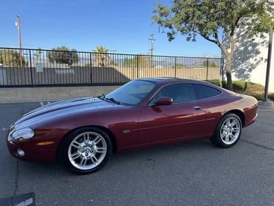 2002 Jaguar XK8  - Изображение 1 из 4