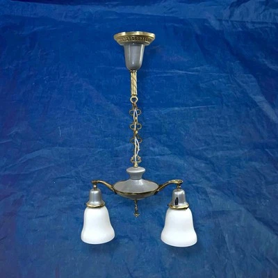 Accesorio colgante doble de latón antiguo con cable blanco recon cableado SF1 Foto 1 de 4