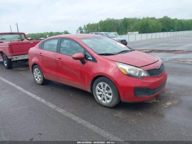 Conjunto de bomba de combustível KIA RIO 2012-2015 FWD 1,60L usado 104K milhas 323-59422 - Imagem 1 de 4