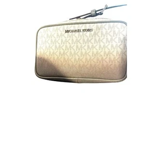 Michael Kors Ombre Bag camera style  bg  - Picture 1 of 8