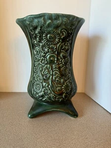 VINTAGE HULL USA B37 GREEN DRIP GLAZE FLORAL VASE 2H - Picture 1 of 8