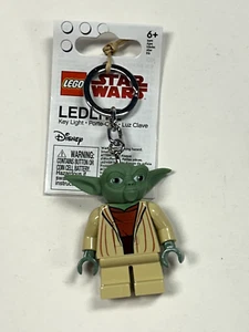 NUOVO Lego Star Wars Yoda Portachiavi Accessorio Torcia - Foto 1 di 1