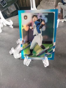2021 Topps Chrome NPB Ryota Isobata Blue parallel card 35 SN 083/150
