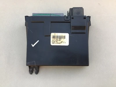 1998-2000 Lincoln Town Car Keyless Door Control Module YW1T-13C791-AB * - Image 1 of 4