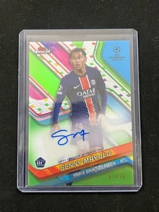 Senny Mayulu 2024-25 Topps Finest UCC Base Auto Green Refractor /99 RC PSG - Picture 1 of 2