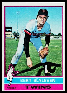 1976 Topps Bert Blyleven #235 Minnesota Twins - Picture 1 of 2