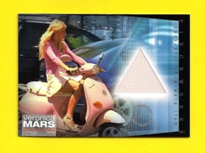 2006 Inkworks Veronica Mars Season 1 Pieceworks Costume PW-12 Paris Hilton - Image 1 of 3